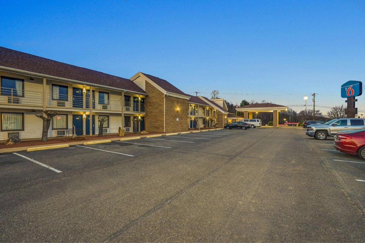 Motel 6-Hillsville, VA Eksteriør bilde