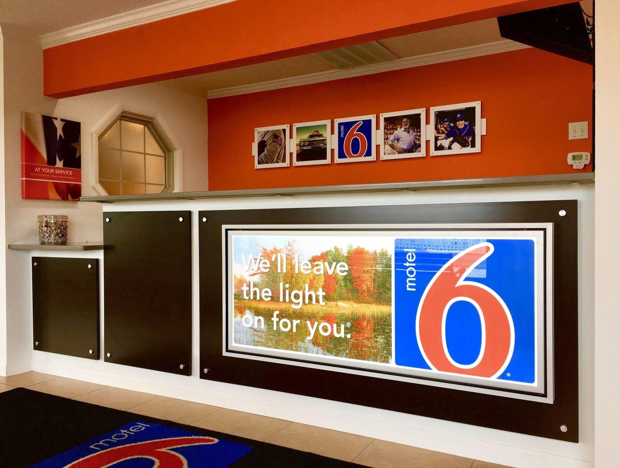 Motel 6-Hillsville, VA Eksteriør bilde